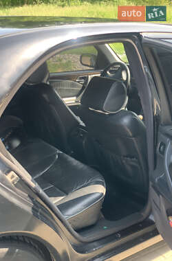 Седан Mercedes-Benz E-Class 2000 в 
