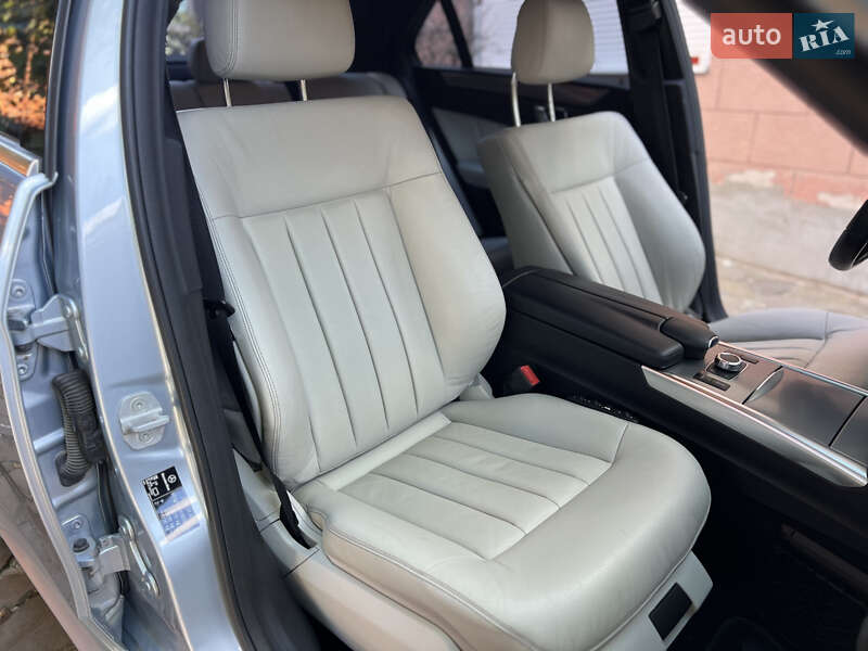 Седан Mercedes-Benz E-Class 2015 в Сваляве