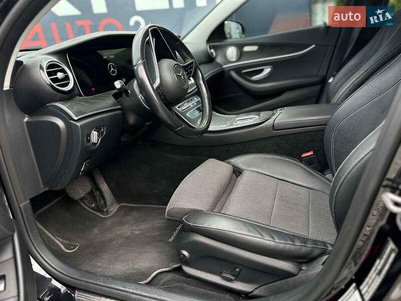 Седан Mercedes-Benz E-Class 2020 в Киеве