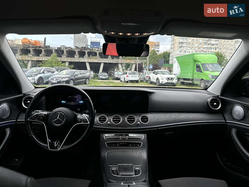 Седан Mercedes-Benz E-Class 2020 в Киеве