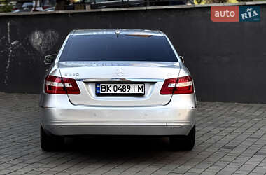 Седан Mercedes-Benz E-Class 2009 в 