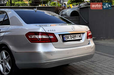 Седан Mercedes-Benz E-Class 2009 в 