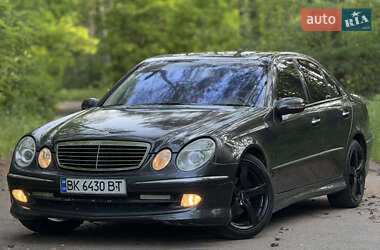 Седан Mercedes-Benz E-Class 2005 в Бердичеве