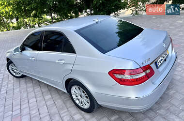 Седан Mercedes-Benz E-Class 2010 в 