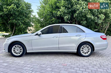 Седан Mercedes-Benz E-Class 2010 в 