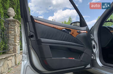 Седан Mercedes-Benz E-Class 2002 в 