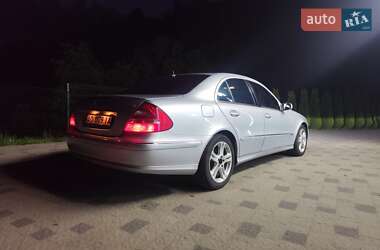 Седан Mercedes-Benz E-Class 2006 в 