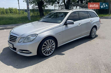 Універсал Mercedes-Benz E-Class 2012 в 