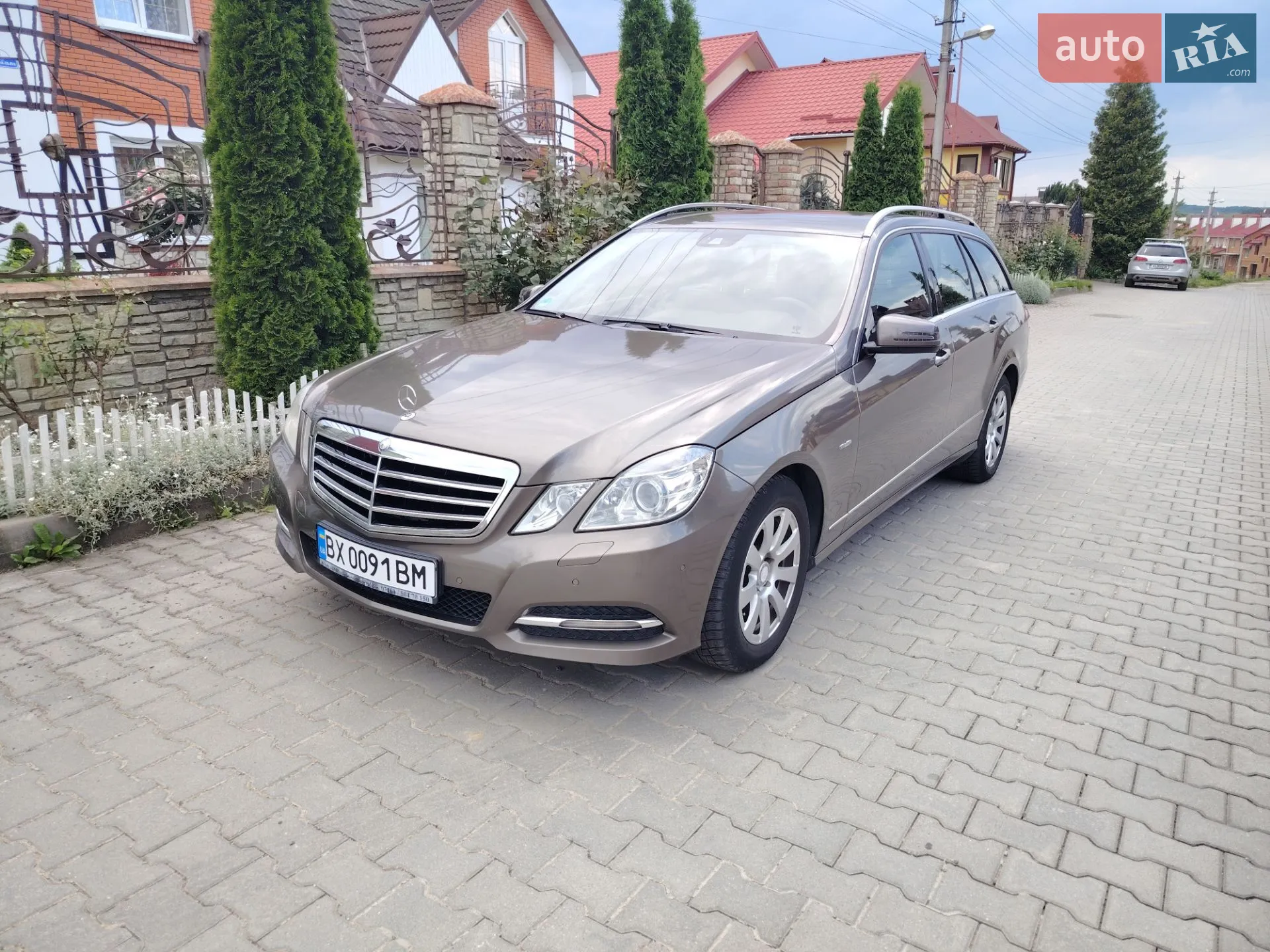 2011 Mercedes-Benz E-klasse - мініатюра 2