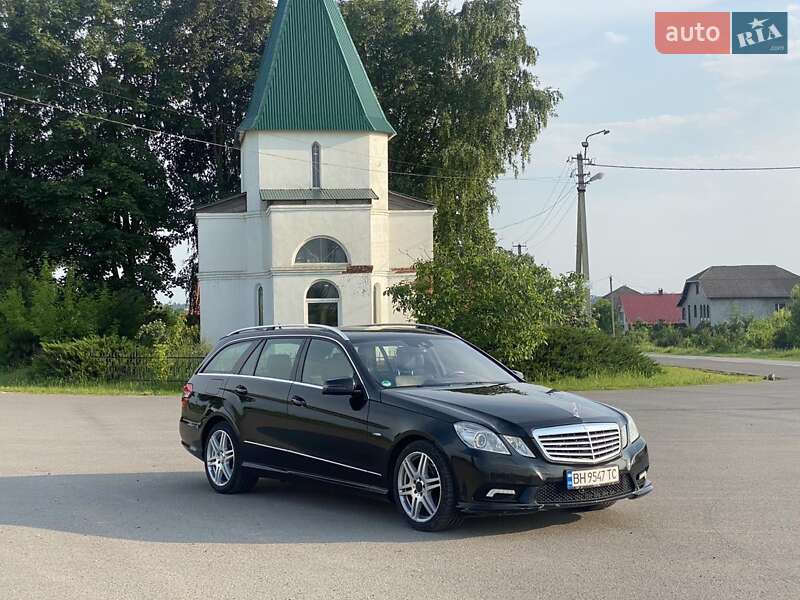 Универсал Mercedes-Benz E-Class 2010 в Городенке