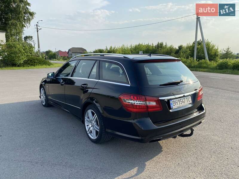 Универсал Mercedes-Benz E-Class 2010 в Городенке