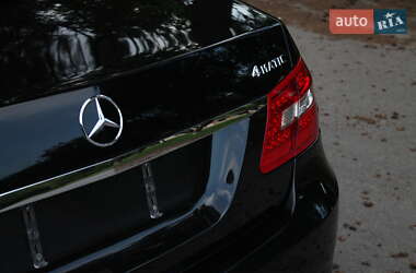 Седан Mercedes-Benz E-Class 2010 в 