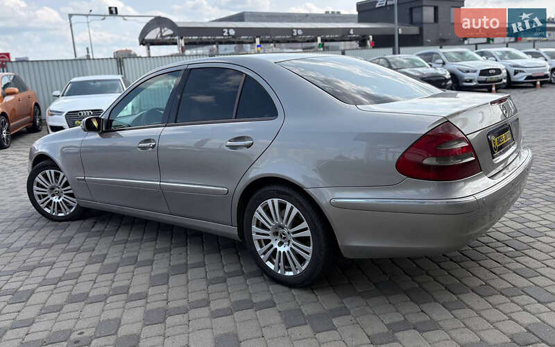 Седан Mercedes-Benz E-Class 2002 в Мукачевому