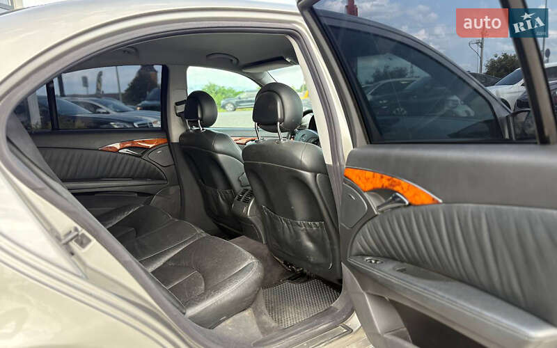 Седан Mercedes-Benz E-Class 2002 в Мукачевому