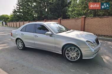 Седан Mercedes-Benz E-Class 2003 в 