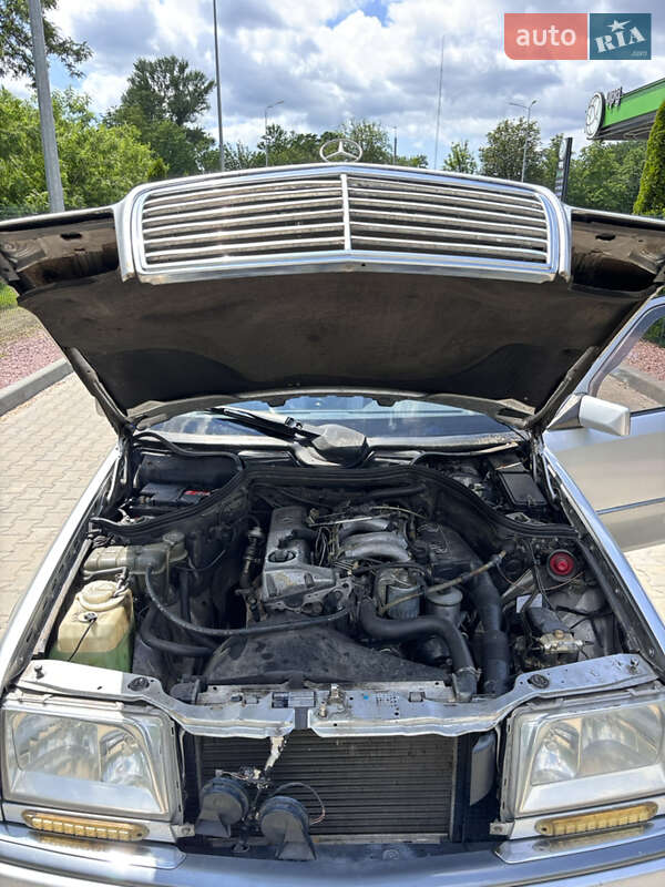 Седан Mercedes-Benz E-Class 1994 в Кременчуге