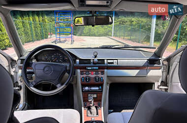 Седан Mercedes-Benz E-Class 1994 в 