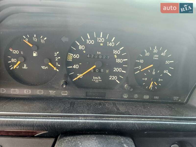 Седан Mercedes-Benz E-Class 1992 в Киеве