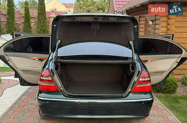 Седан Mercedes-Benz E-Class 2003 в 