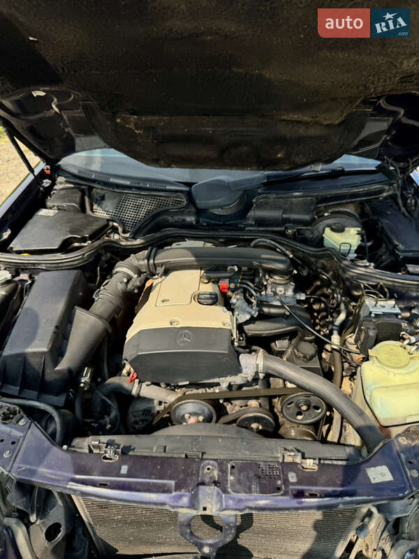 Седан Mercedes-Benz E-Class 1998 в Жовкві