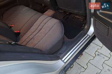 Седан Mercedes-Benz E-Class 2000 в 
