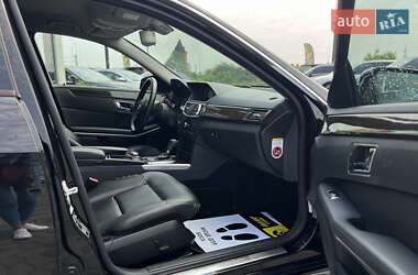 Седан Mercedes-Benz E-Class 2010 в 