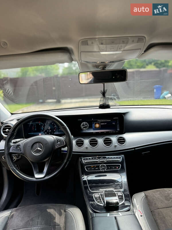 Седан Mercedes-Benz E-Class 2016 в Коломиї