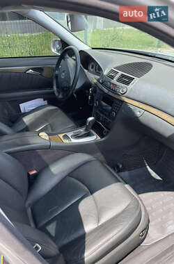 Седан Mercedes-Benz E-Class 2002 в 