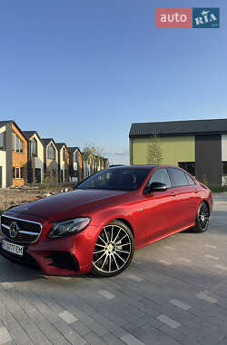 Седан Mercedes-Benz E-Class 2017 в 