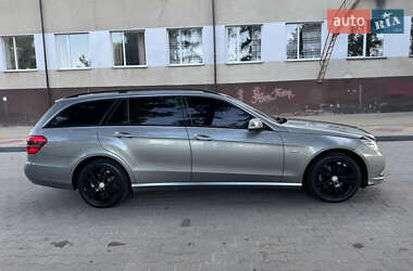 Универсал Mercedes-Benz E-Class 2010 в 