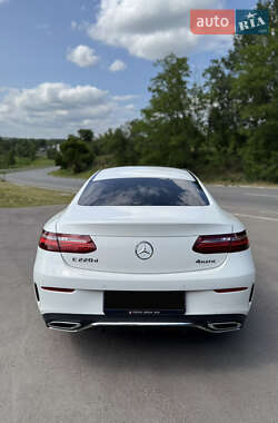 Купе Mercedes-Benz E-Class 2018 в 