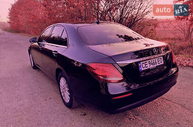 Седан Mercedes-Benz E-Class 2016 в 