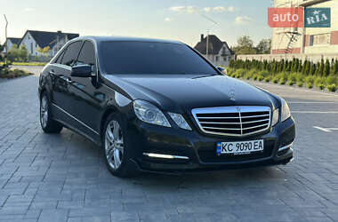 Седан Mercedes-Benz E-Class 2012 в 