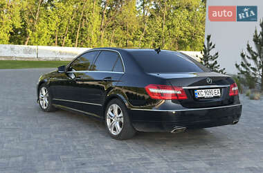 Седан Mercedes-Benz E-Class 2012 в 