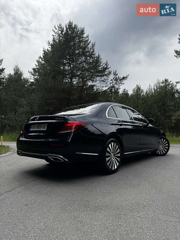 Седан Mercedes-Benz E-Class 2016 в Кропивницком