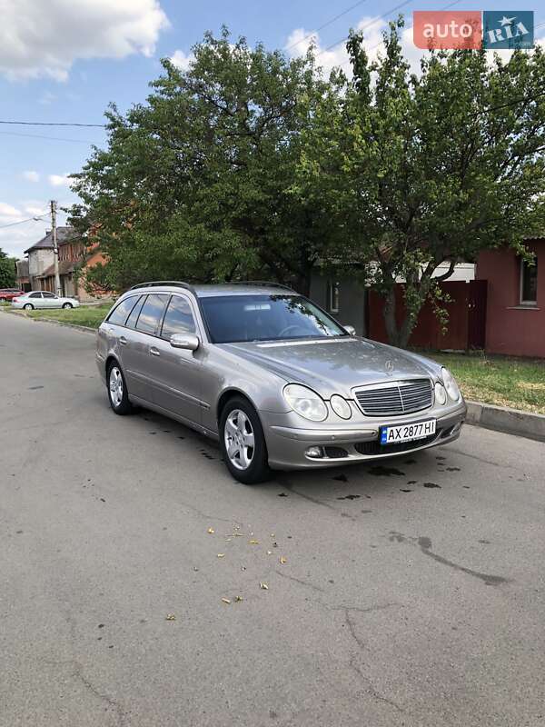 Mercedes-Benz E-Class 2005