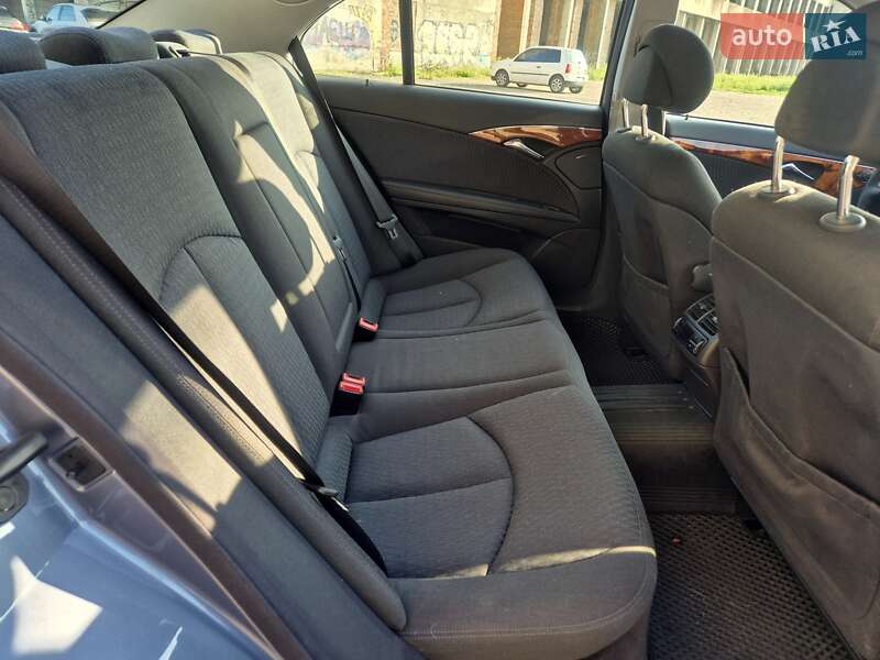 Седан Mercedes-Benz E-Class 2004 в Тернополе