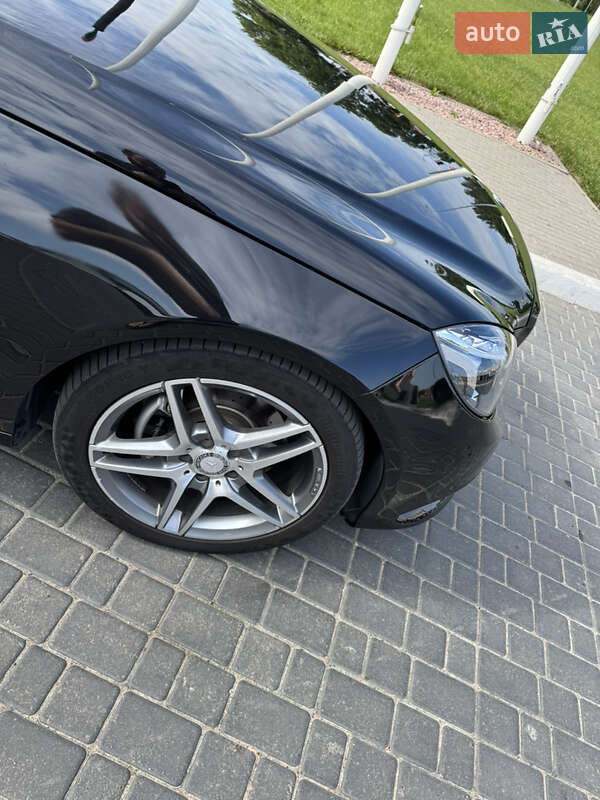 Седан Mercedes-Benz E-Class 2013 в Одесі