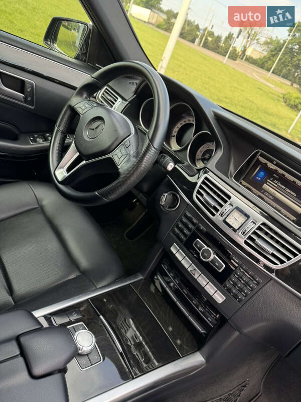 Седан Mercedes-Benz E-Class 2013 в Одесі