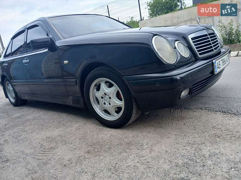 Mercedes-Benz E-Class 1998
