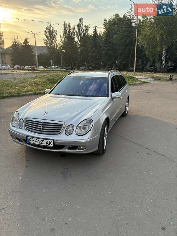 Mercedes-Benz E-Class 2004