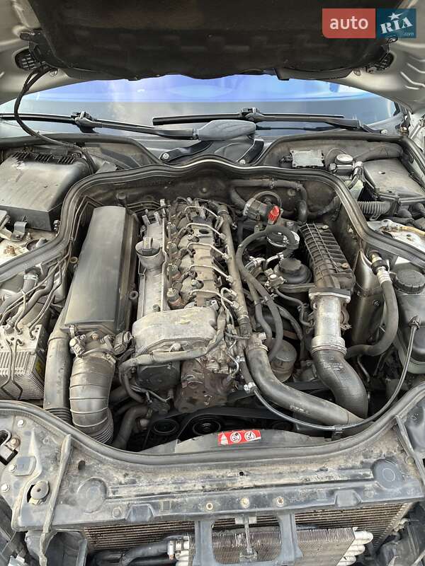 Универсал Mercedes-Benz E-Class 2004 в Краснопавловке