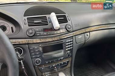 Седан Mercedes-Benz E-Class 2003 в 