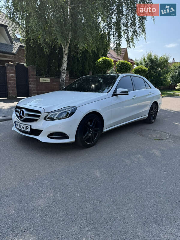 Седан Mercedes-Benz E-Class 2014 в Рівному