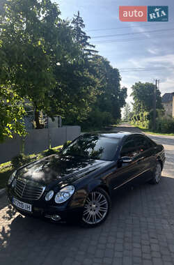 Седан Mercedes-Benz E-Class 2002 в Ивано-Франковске