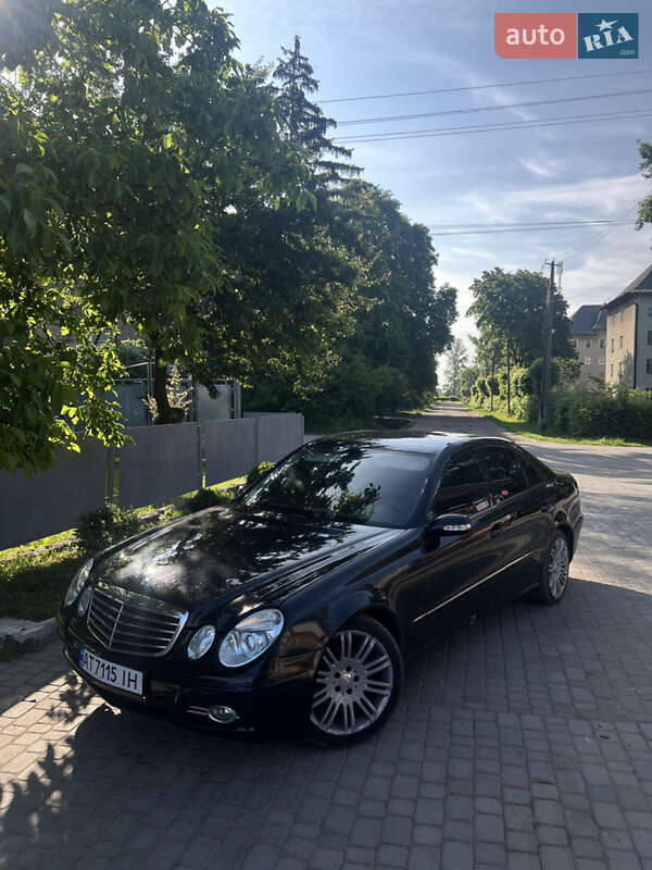 Mercedes-Benz E-Class 2002