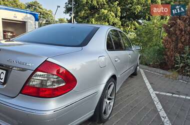 Седан Mercedes-Benz E-Class 2007 в 