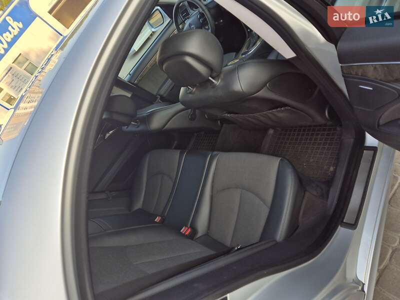 Седан Mercedes-Benz E-Class 2007 в Києві