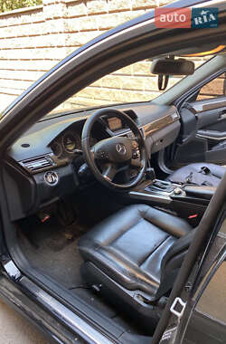 Седан Mercedes-Benz E-Class 2011 в 
