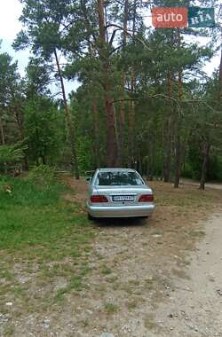 Седан Mercedes-Benz E-Class 1998 в Житомире